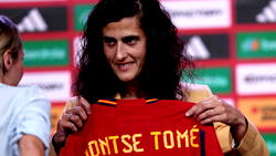 Several Spanish players arrive national team camp despite boycotting stance