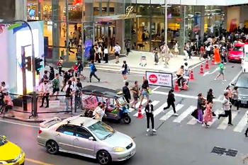 14-yr-old arrested as two killed in Thailand mall shooting