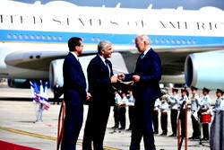 Biden arrives on solidarity visit to Israel