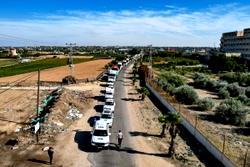 Israel steps up bombing of Gaza hours after first relief convoy enters
