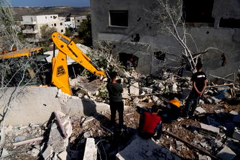 Israel demolishes West Bank home of Hamas deputy leader