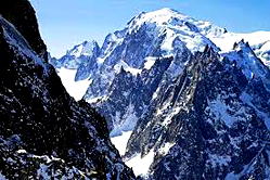 France’s highest mountain, Mont Blanc shrinks 