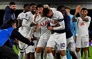 Tottenham open up five-point Premier League lead