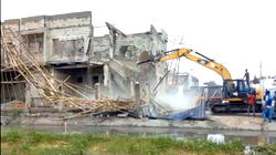Lagos commences demolition of illegal structures in Lekki