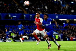 Arsenal hit back to deny Chelsea in derby draw