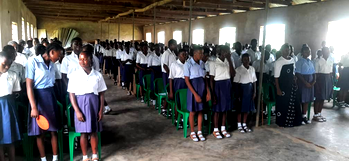 IDGC: Foundation distributes free sanitary towels, deodorants, shaving sticks, note books to Makurdi female students