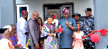 Insecurity: Don’t be discouraged by challenges confronting you, Bayode tells Police officers