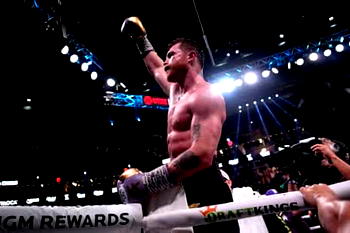 Canelo Alvarez defeats Charlo to retain super-middleweight titles