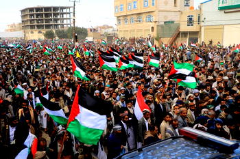 Hamas releases two US hostages into Israel