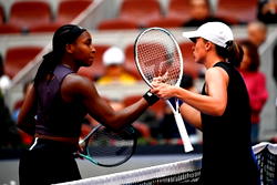 Swiatek ends Gauff win streak to reach China Open final
