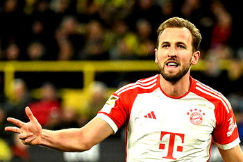 Kane hits hat-trick as Bayern thump Dortmund to keep pace with leaders Leverkusen