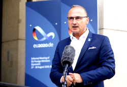 Croatia minister attempted kiss of German peer sparks row