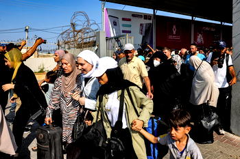 Egypt: 7,000 foreign passport holders waiting to leave Gaza Strip