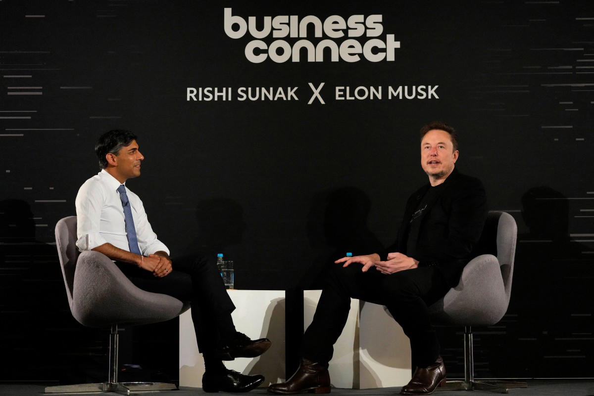 Elon Musk issues warning about ‘humanoid robots’ in AI ‘age of abundance’