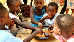 ’33 children born into hunger every minute’