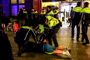 Police out in force in Dublin after night of riots