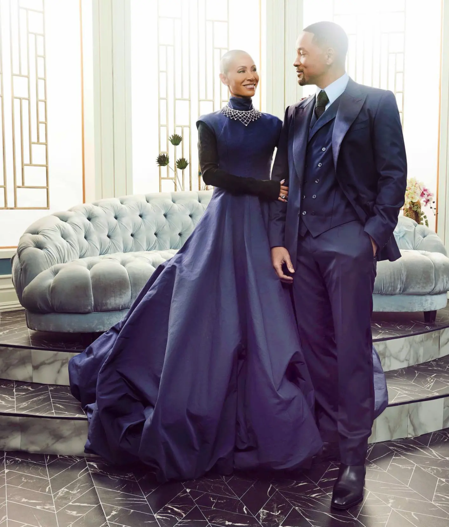 Photos Will Smith Gets Cozy With Jada Pinkett On Thanksgiving Vanguard News