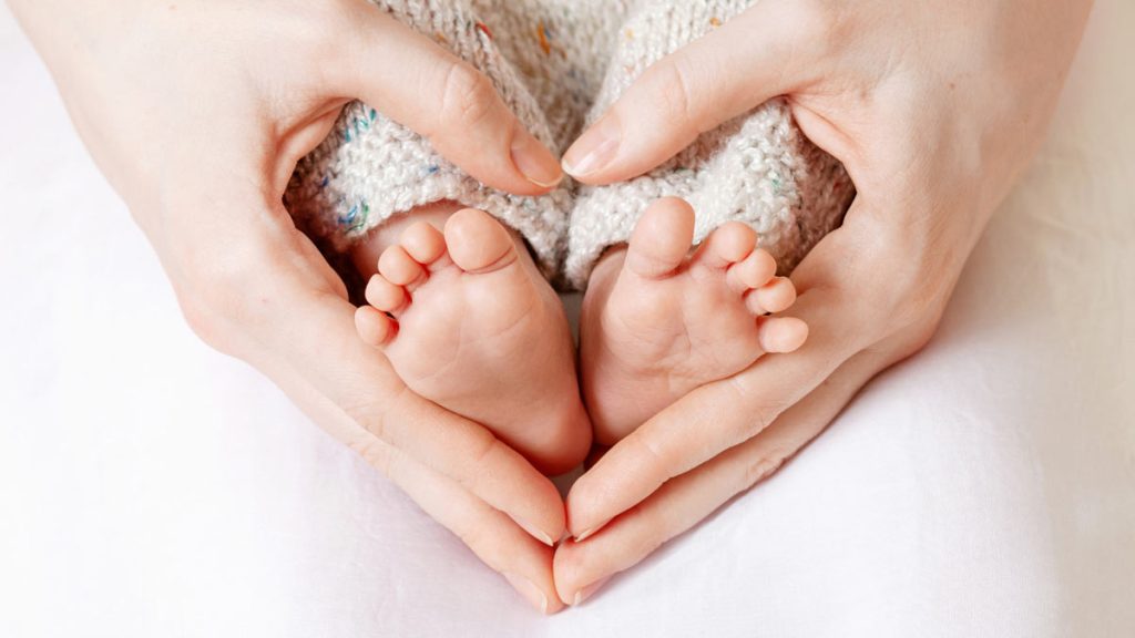 France tightens infant formula rules after toxin scare