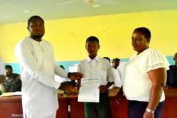 Class of 2002 old boys of PBGS Issele-Uku marks second edition of scholarship to alma mater