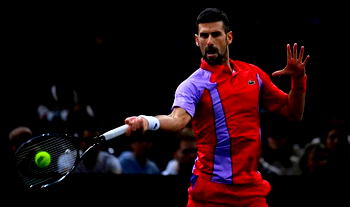 Djokovic to play Wimbledon despite injury worry