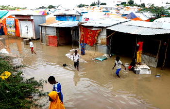 Somalia floods kill 29, displace 300,000 people