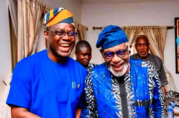 Akeredolu: Makinde declares 3-day mourning, flags at half-mast
