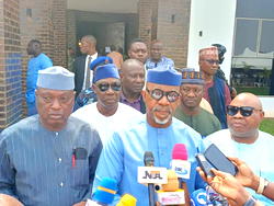 Photos: We’ll give Akeredolu befitting burial — South-West govs