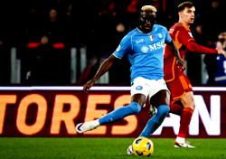 Osimhen sent off in Napoli’s loss to Roma