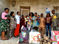 Osun First Lady donates gift items to parents of triplets