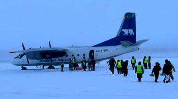 Panic as pilot mistakes frozen river for runaway