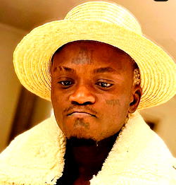 My heart beats only for you – Actress Ashabi Simple to Portable