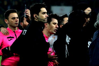 Turkish football to resume December 19 after referee attack