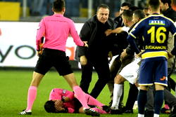 Turkish football plunges into crisis after club president attacks referee