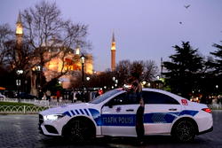Turkey detains 32 IS suspects who planned attacks on churches, synagogues
