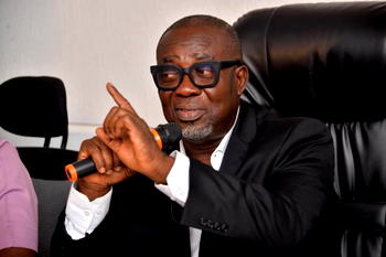 Abia govt vows to enforce ban on street trading from 2024