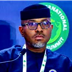 I didn’t pay Akeredolu’s wife to become Commissioner –  Rasaq Obe