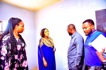 Edu inspects FG’s completed Prototype bedroom houses at Idu