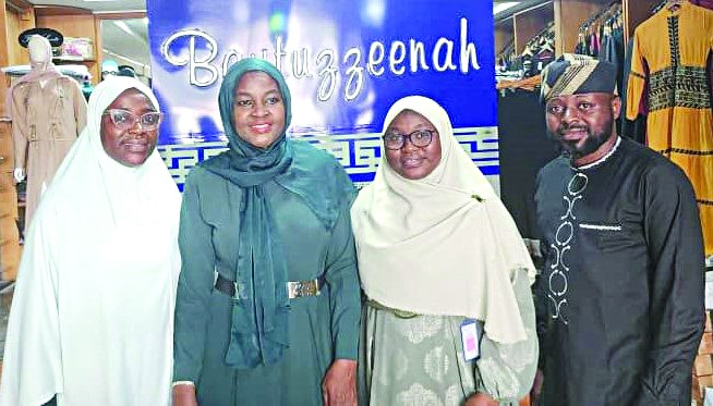 Muslim professionals visit Baytuzeenah as GMP conference starts Dec 23