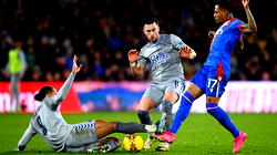 Calvert-Lewin sent off as Everton hold Palace in FA Cup