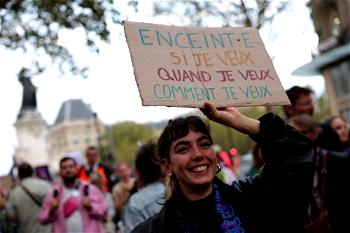 France moves to enshrine abortion in constitution