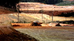 More than 70 dead after Mali gold mine collapse