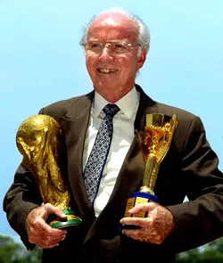 Mario Zagallo, an enduring giant of Brazilian football, dies at 92