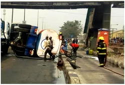 Tanker loaded with petrol falls in Ile-Ife, spews fuel 