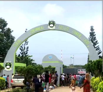 Alleged fraud: FGC, Ijanikin suspended our children over petition we wrote to EFCC – Parents