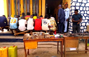 Mobile police officers reject N8.5M bribe, arrest suspected kidnapper in Taraba