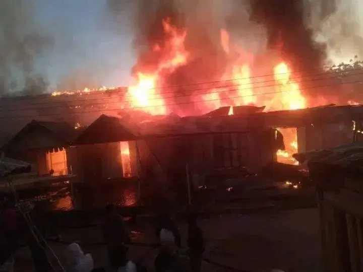 Hoodlums attack, burn Oyo police station