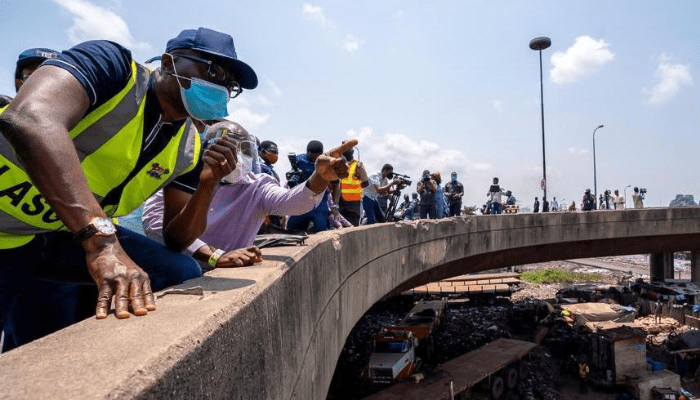 Lagos announces traffic diversion at Marine Bridge