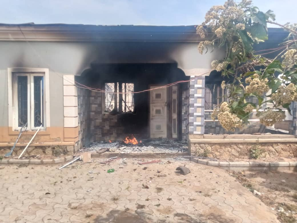 Photos: Protesters raze Plateau traditional ruler’s home over indiscriminate arrest