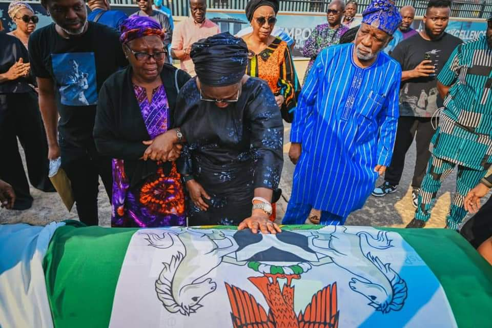 Breaking: Akeredolu’s remains arrive Nigeria