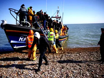 Nearly 30,000 migrants crossed Channel to UK last year